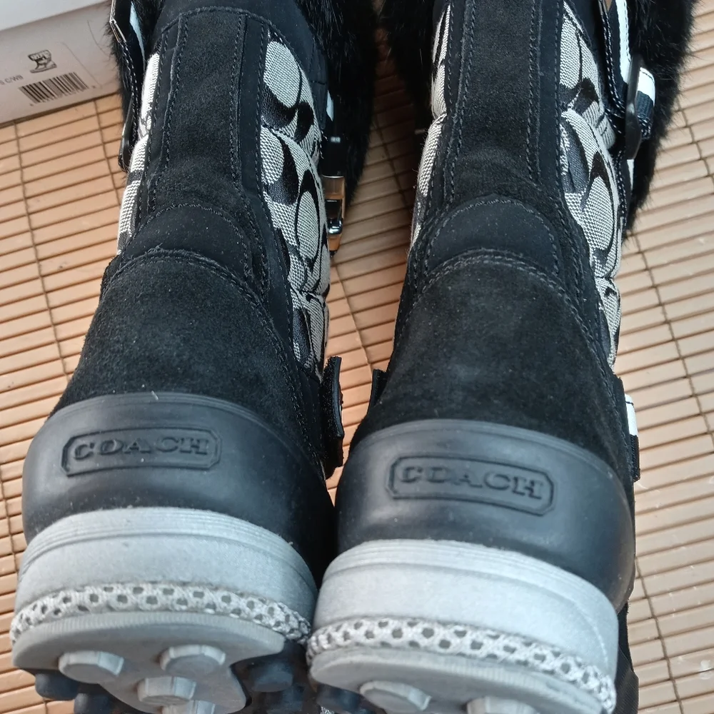 Coach 'Mariette' Womens Logo Canvas Quilted Rabbit Fur Trimmed Winter Boots. Sz_11